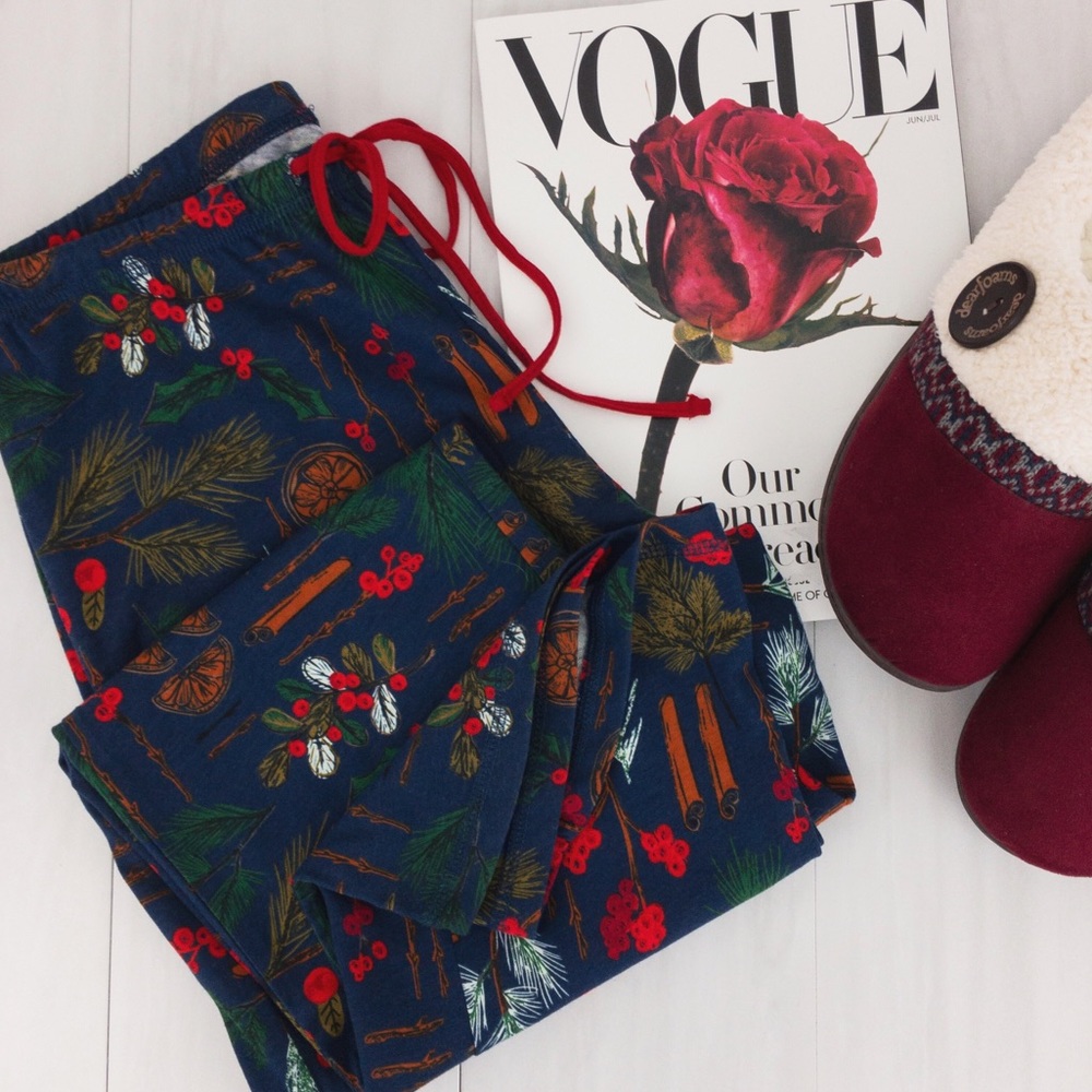 Gilligan & O’Malley • Holly Days Sleep Pant - Picture 9 of 9